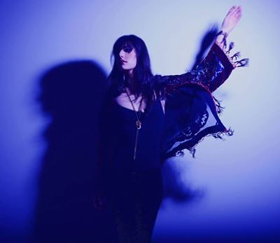 Alice and The Glass Lake